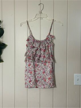 Queen Esther Floral Print Tank Top Cami Blouse
Ladies / Teen Small 4 - 6
Pit to